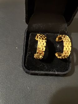 Napier Signed Vintage Gold Linked Hoop Pierced Earrings