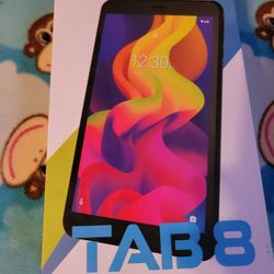TAB 8 LIKE NEW 