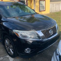 Nissan Pathfinder Platinum 