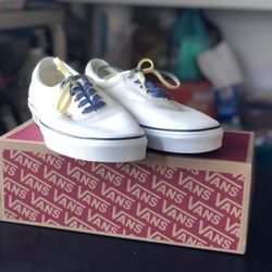 Brand New Vans UV Dreams Skate Shoes. Size 10.5