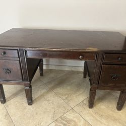 $50 Office Desk