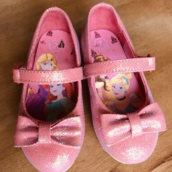 Disney princess shoe for toddler - Size 7