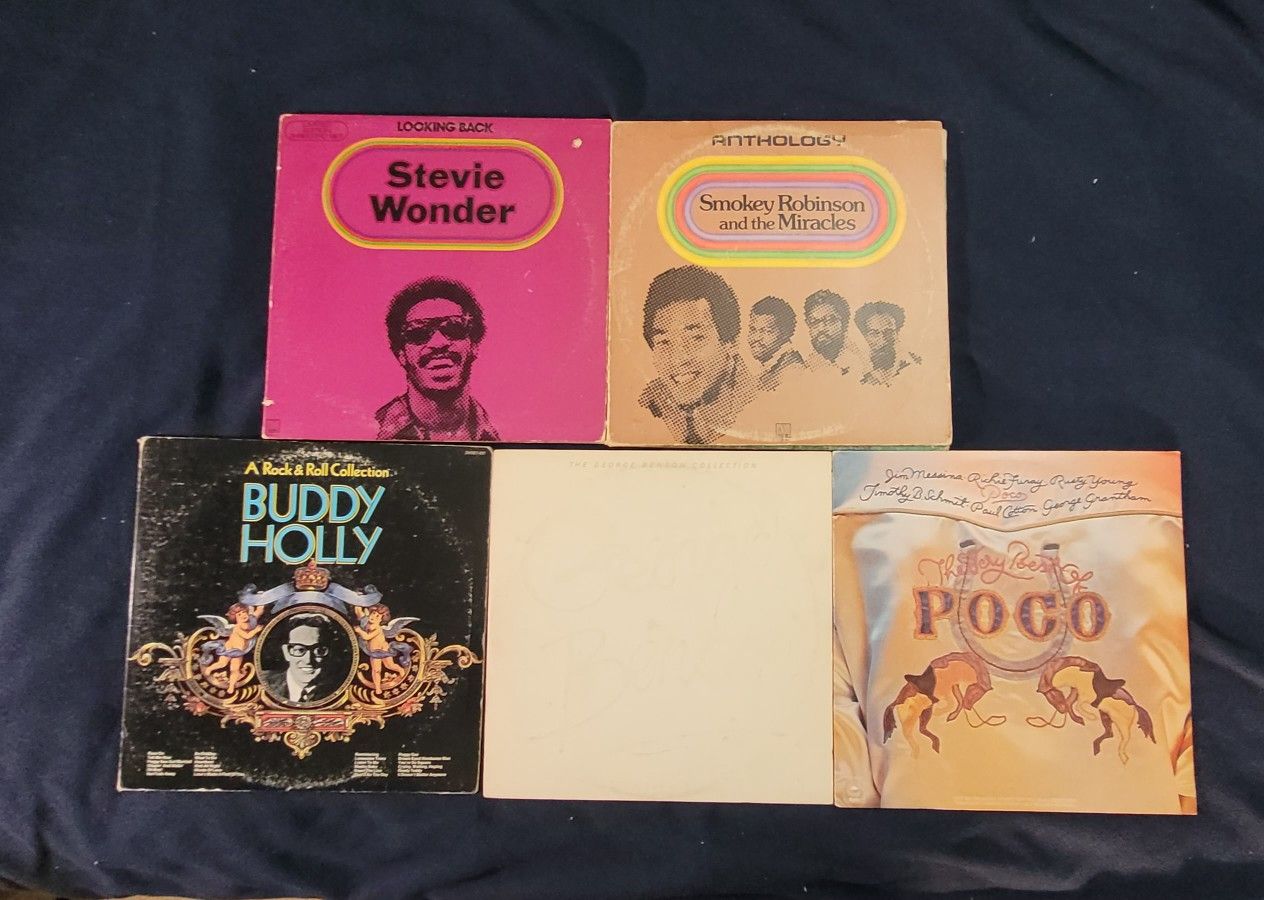 Vinyl Records: (5) Five Multi-Records Compilations Albums from Artists: Buddy Holly / George Benson / POCO / Smokey Robinson & Miracles/Stevie Wonder