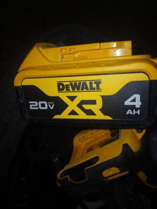 Dewalt 4amp Battery