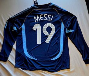 Messi #19 Argentina Long Sleeve Jersey
