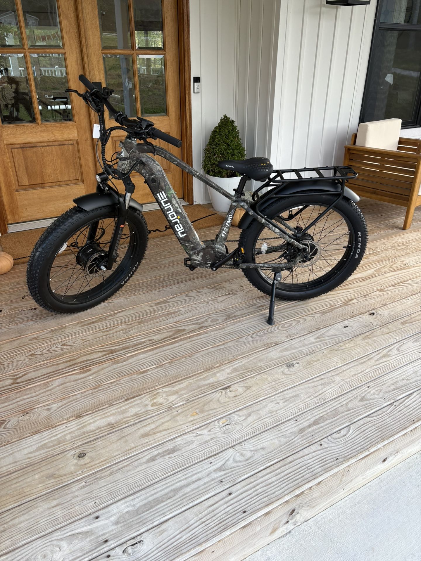 LETS GO HUNTING! Eanorau FAT-AWS 2.0