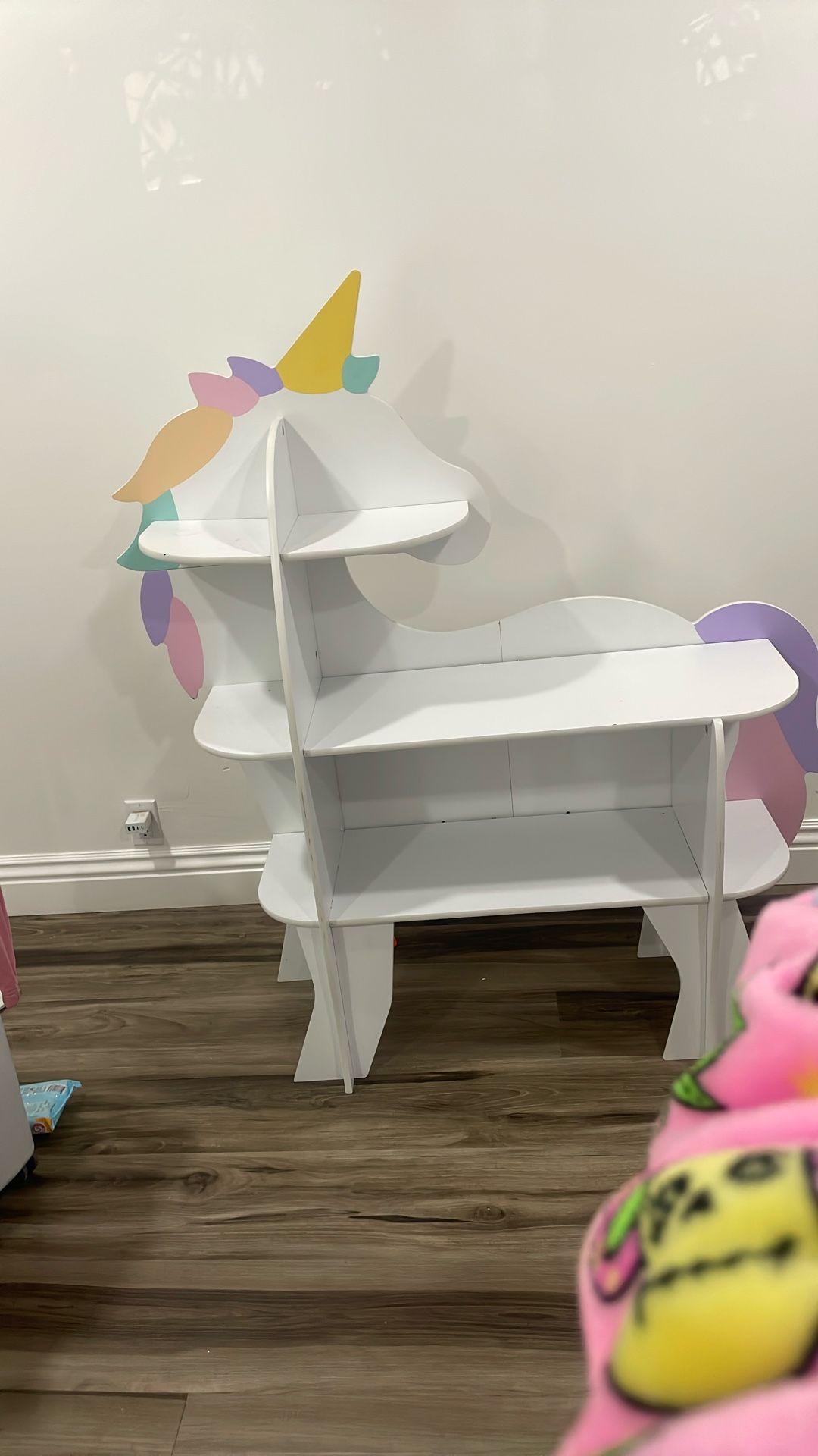 Unicorn Bookshelf