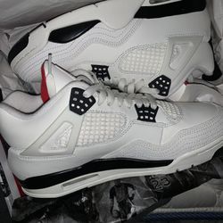 Jordan retro 4s
