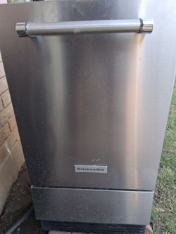 Kitchen aide under counter ice maker