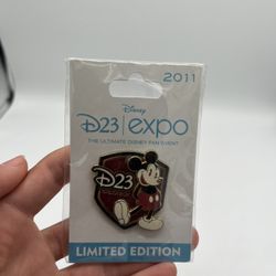 DISNEY 2011 Exclusive Mickey Mouse Pin