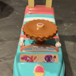 Ice cream - ride on - car