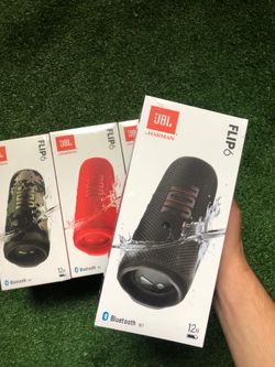 JBL Flip 6 Bluetooth Speaker