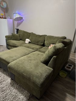 Green 3 piece Couch set