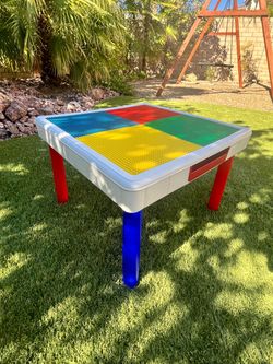 LEGO Table