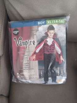Boys Vampire Halloween Costume XL (14-16)