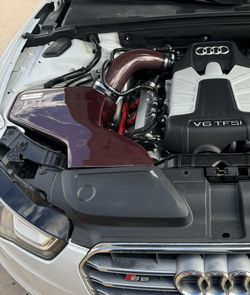 Audi S5 Red Carbon Intake