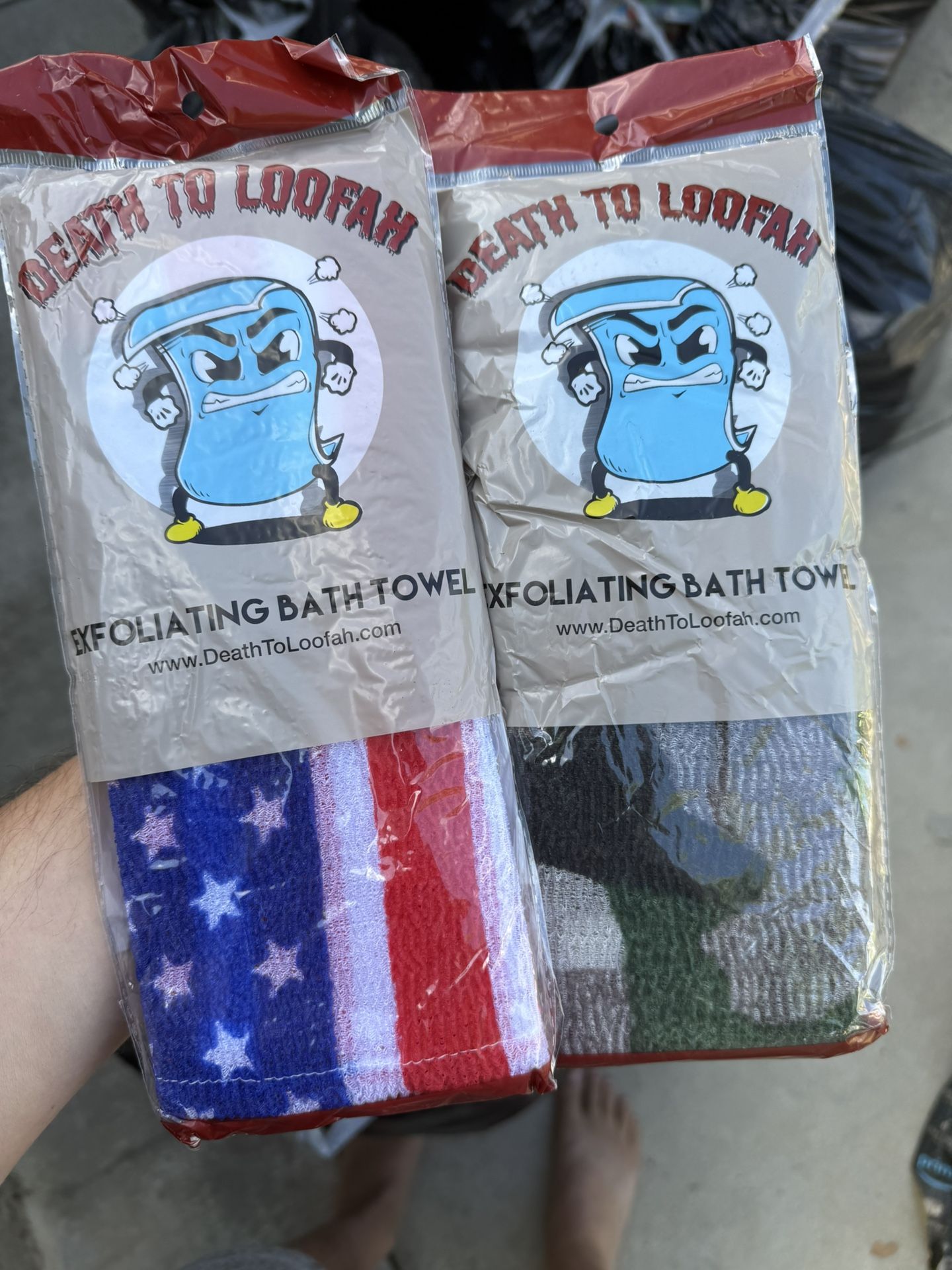 Exfoliating, Shower Towels - Over 1000 Units Eight Bags Full Take All Price