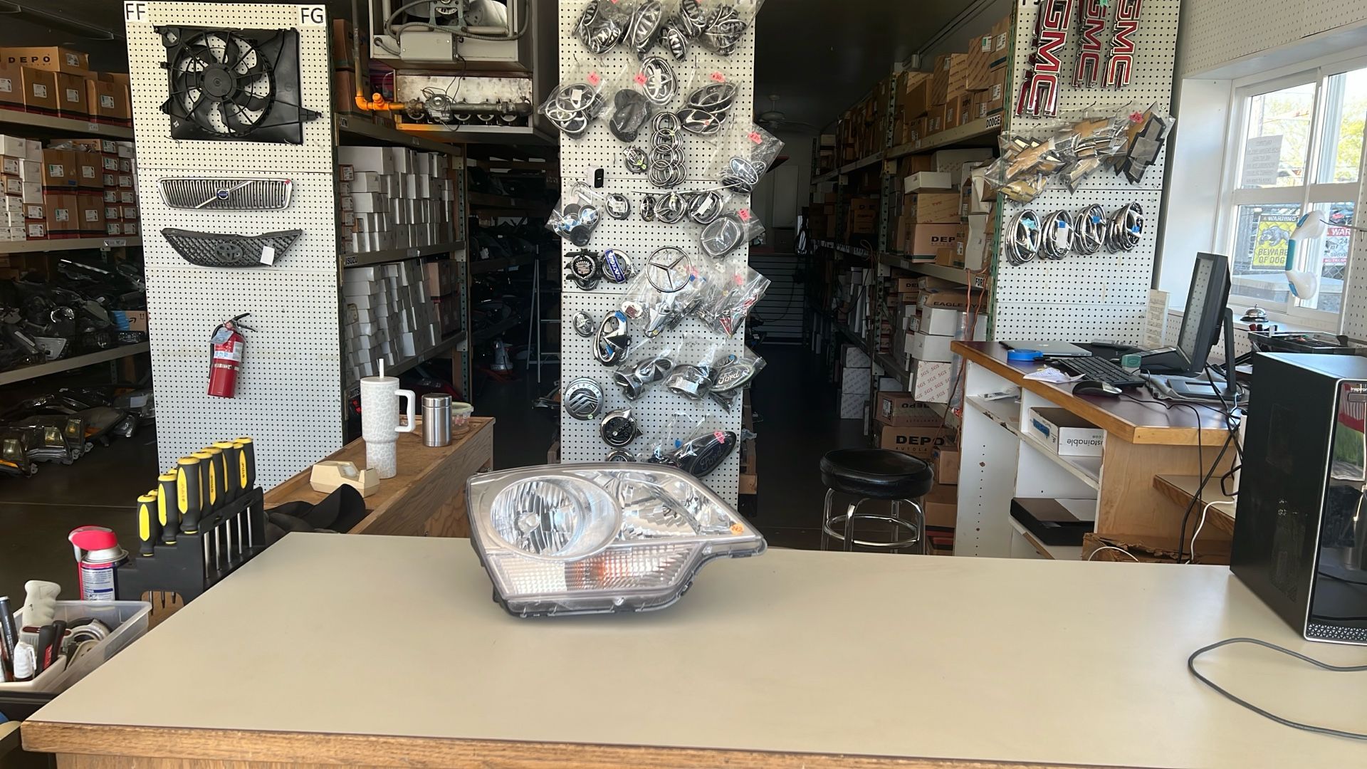 2008 To 2010 Saturn Vue Headlight Passenger Side Assembly #272 FC205