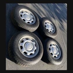 4 — 235/75r17 6x135 6x5.31 Stock Ford F-150 Expedition Wheels Rims Good 90% Treads 2025 DOT !!!!!!!!!