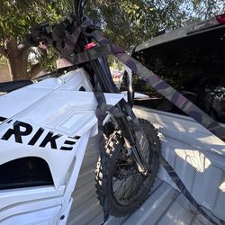 Throne strike 60v e moto