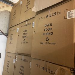 Bosch 30” Wallovens - new in-box Call for details.