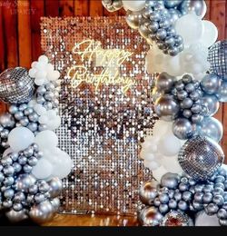 Shimmer wall silver