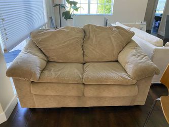 FAUX SUEDE TAN COUCH
