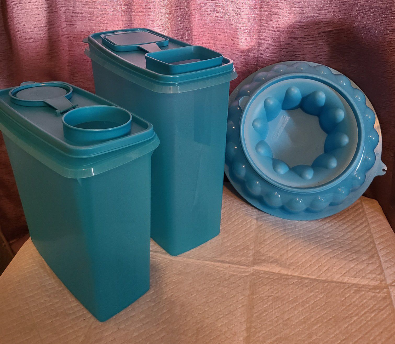 Tupperware- Mother's Day Blue Set