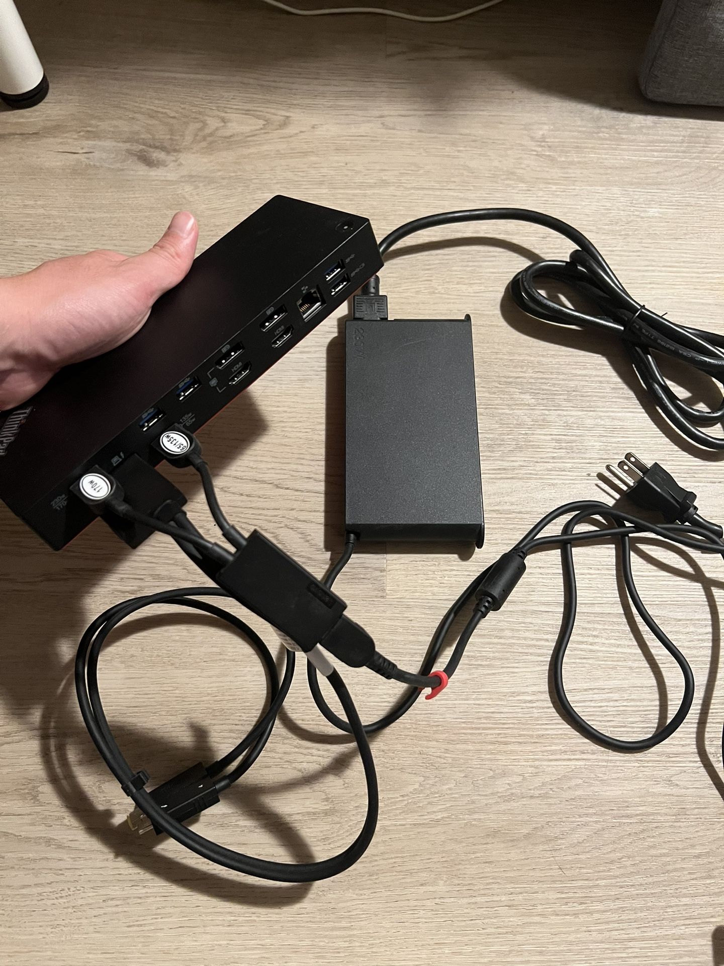 Lenovo ThinkPad - Thunderbolt 3 Workstation Dock