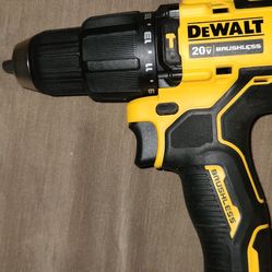 DeWalt 20V Atomic Compact Brushless 1/2" Cordless Hammer Drill DCD709