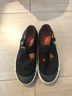 Like new girls size 2 Mary Jane vans