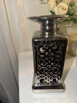 Silver Ceramic Candle Holder with Lattice Design