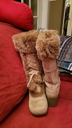 Winter boots size 8