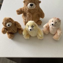 Used Original Famous Charmin Bears plush set