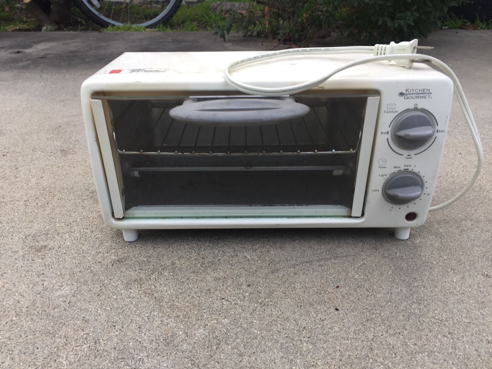 Kitchen Gourmet Toaster oven