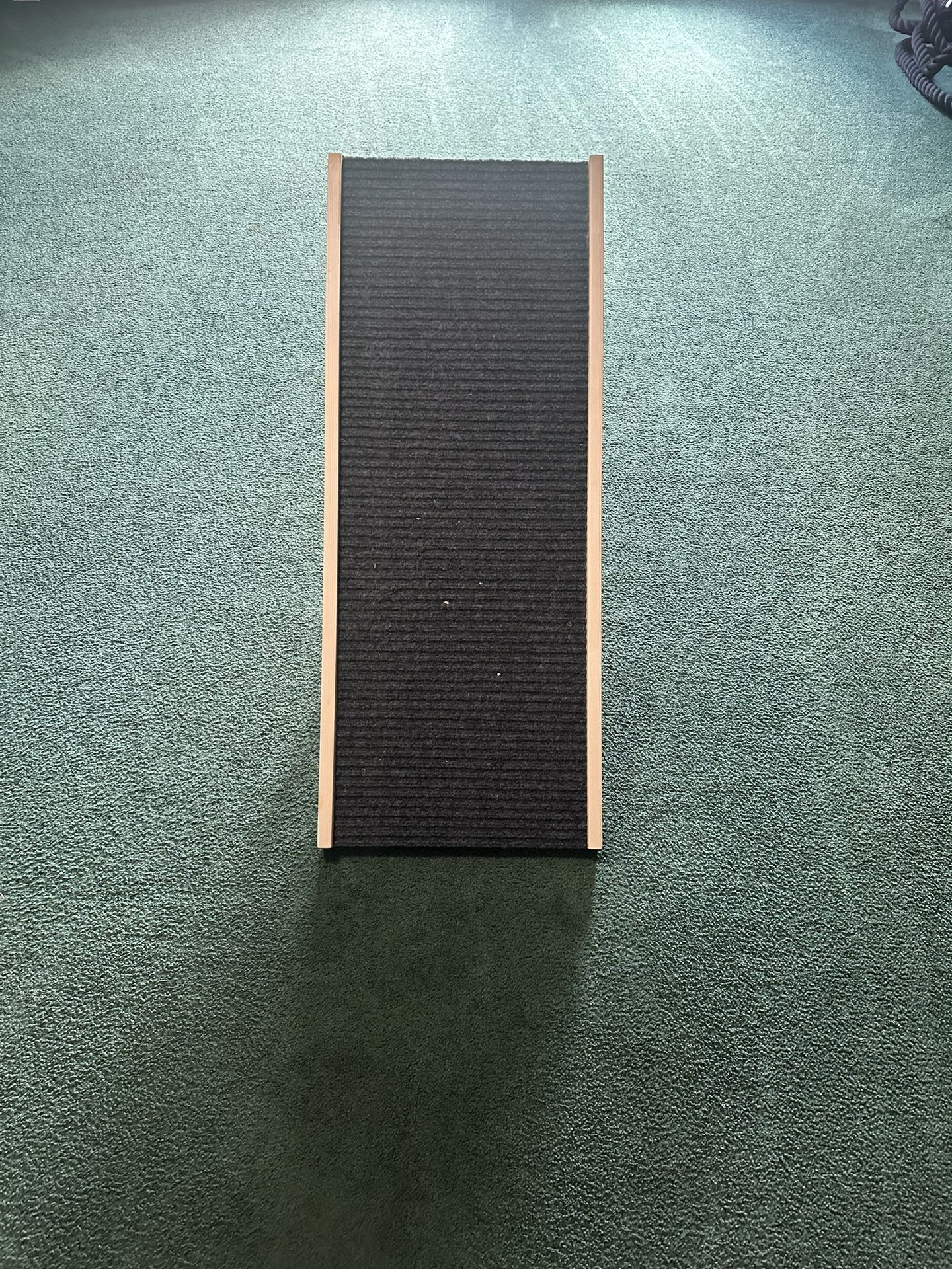 Portable And Adjustable Pet Ramp