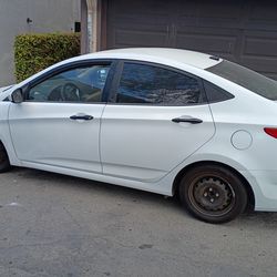 2012 Hyundai Accent