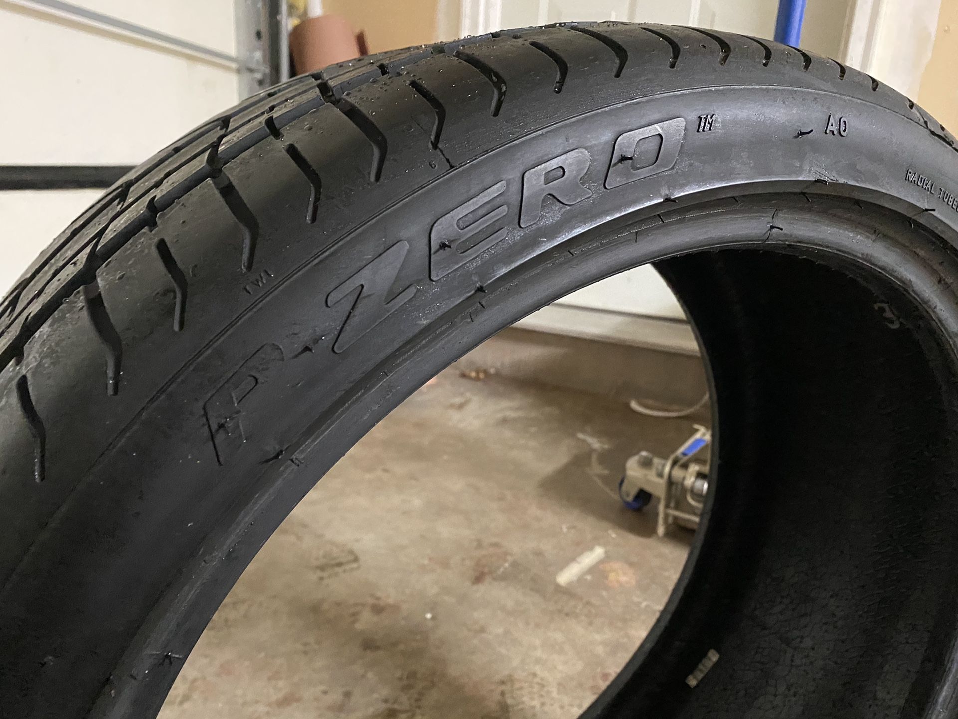 20 Inch Tire (Pirelli P-Zero 255/35 R20 97Y)