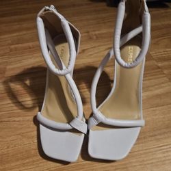 Purple Express Short Heels Size 6