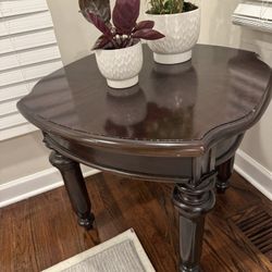 2 Side Table