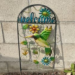 WELCOME Metal / Glass HUMMINGBIRD Garden Yard Art Stake