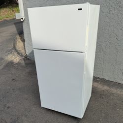 Refrigerator Fridge Freezer Free Local Delivery/30 Day Warranty