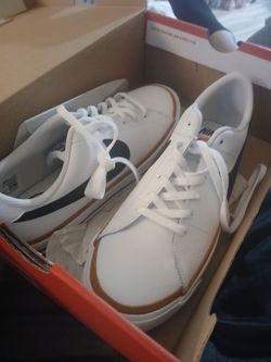 Size7 nike woman