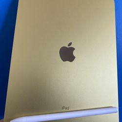 APPLE IPAD 10TH GENERATION 10.9" 256GB w/Pen w/Keyboard