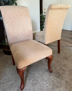 Glass dining room table & chairs