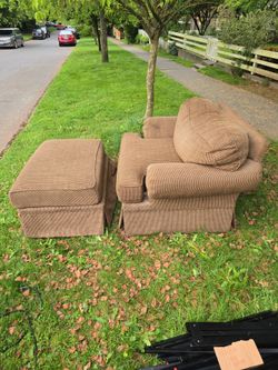 Free couch!