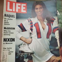 1972 Life Magazines