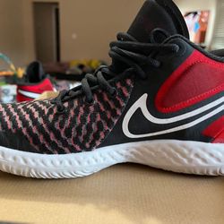 LIKE NEW Nike KD Trey 5 VIII