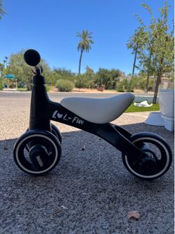 Toddler tricycle