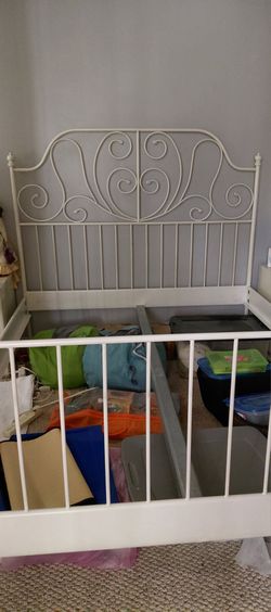 Akia used queen bed frame.